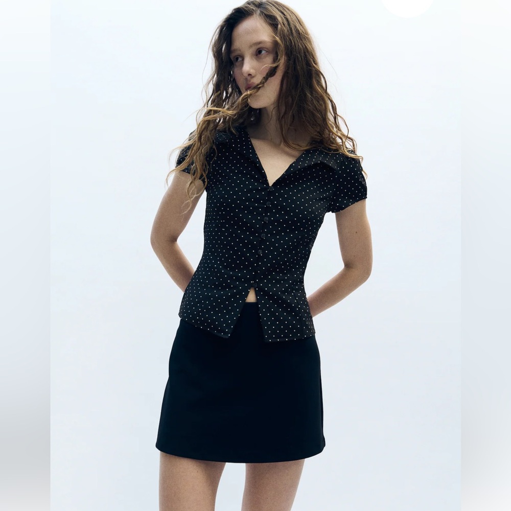Button-Front Top with Collar - Picture 2 of 8